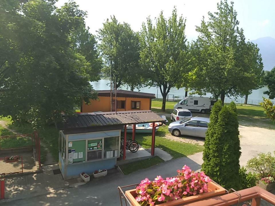 Camping Hotel Au Lac De Como Сорико Экстерьер фото